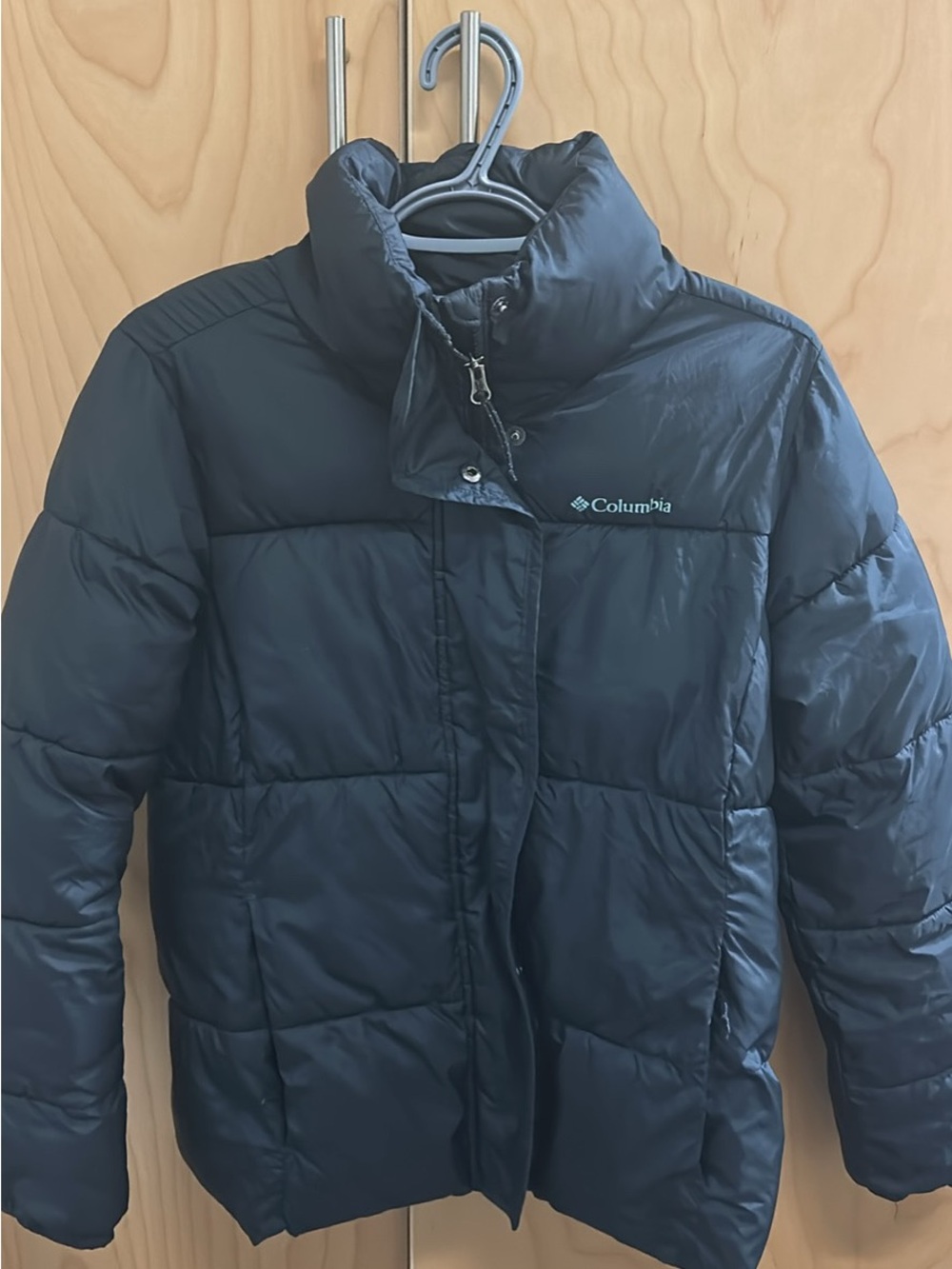 Columbia Women’s Black Puffer Jacket